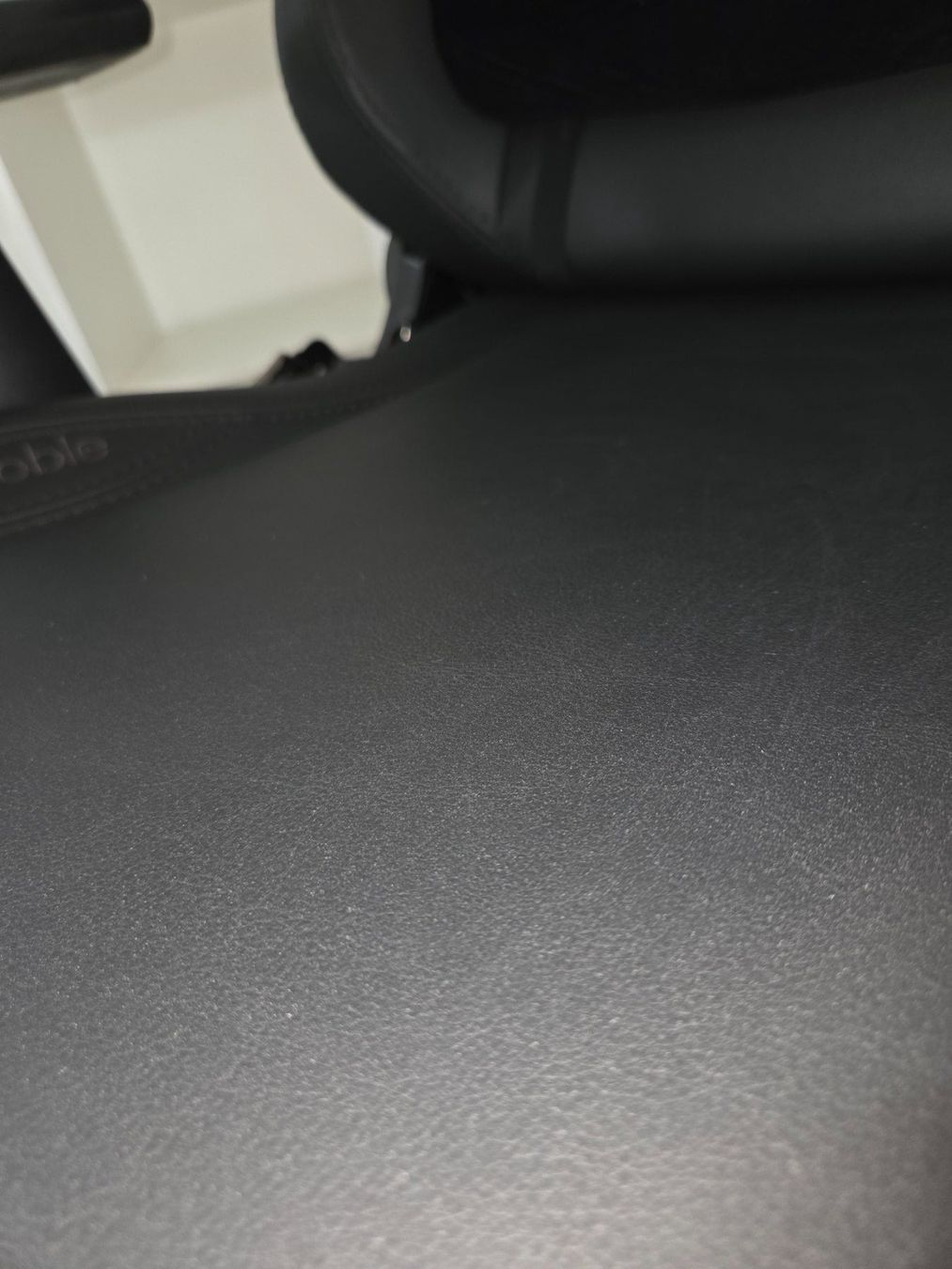 Noblechairs Sedie: noblechairs EPIC Gaming Stuhl – Nuovo (secondo la descrizione) da Luzern venduto da remo2304 6