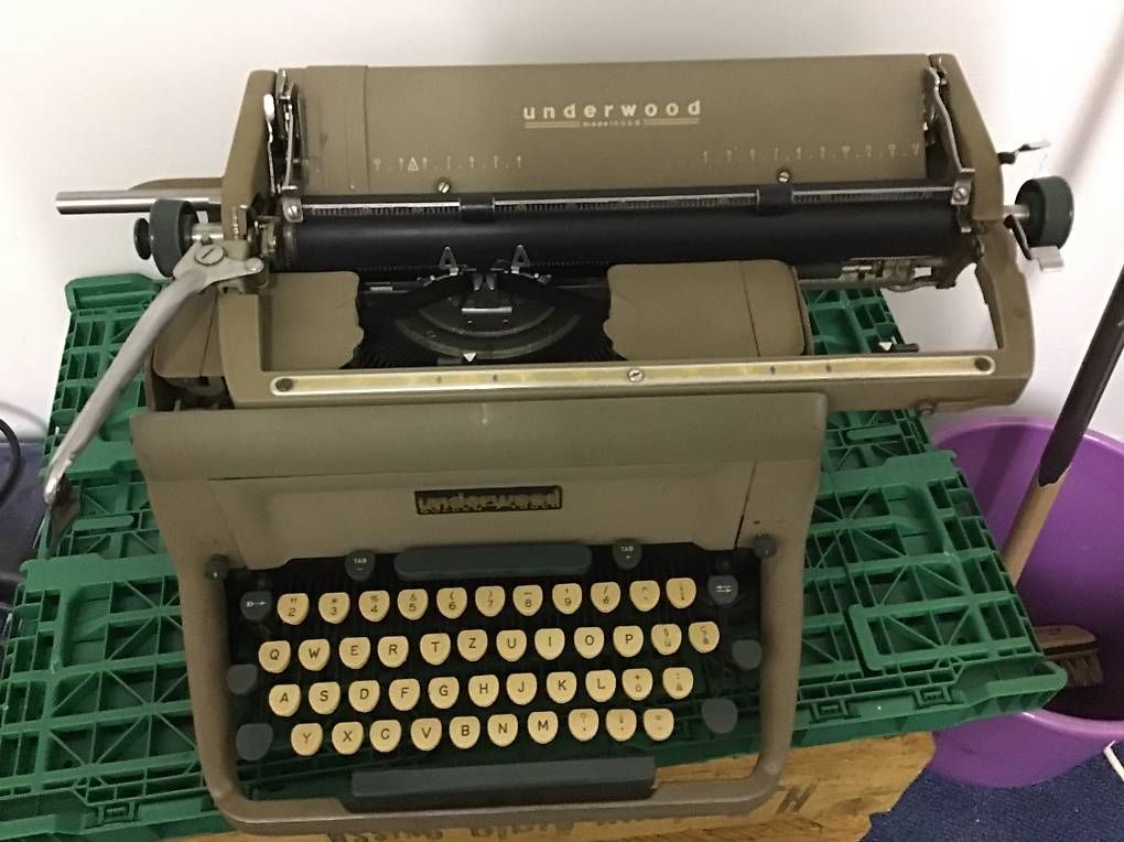Schreibmaschinen: underwood Schreibmaschine – Gebraucht aus Uzwil von Steini27