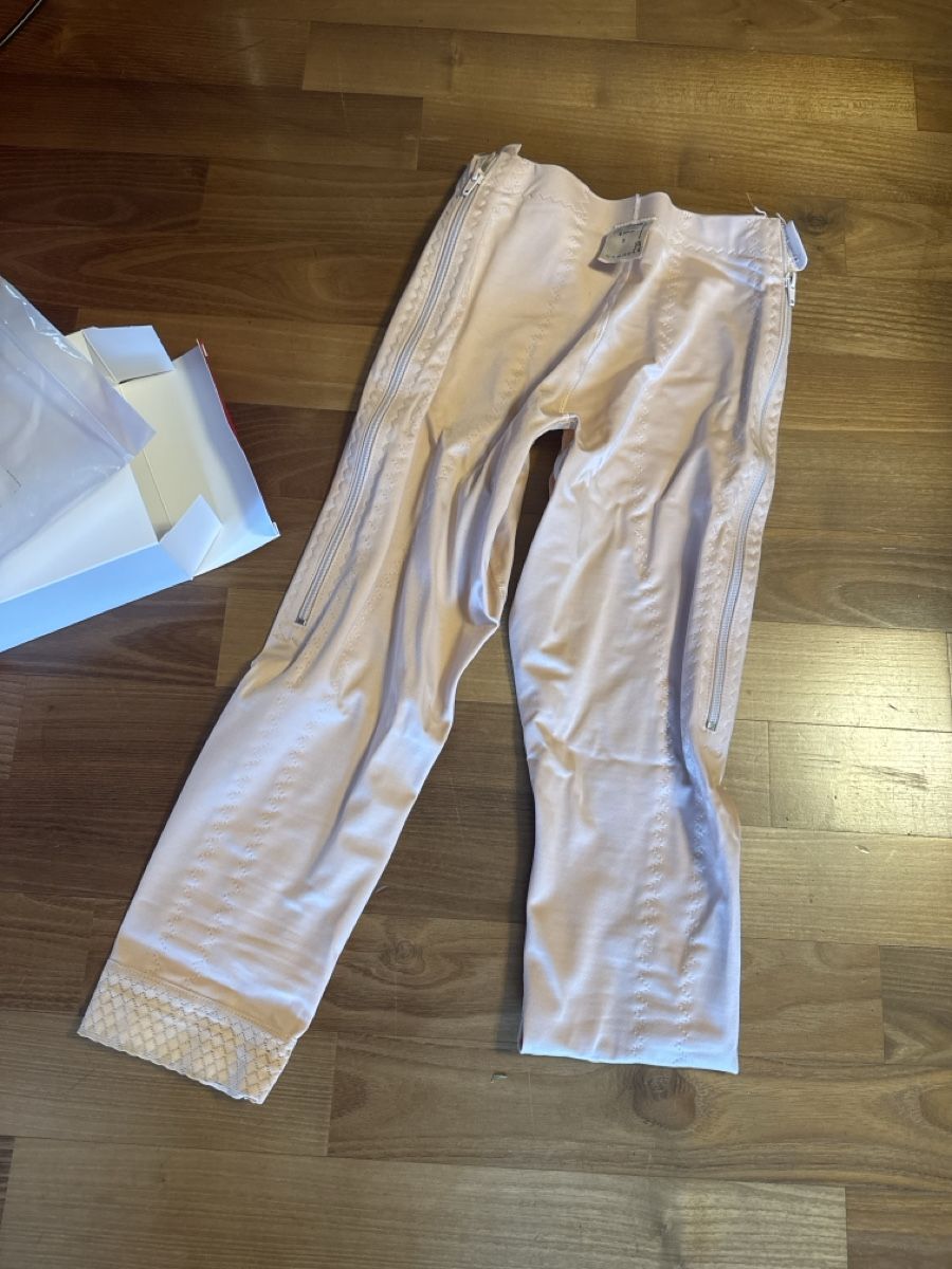 Altra biancheria intima: lipoelastic panty s neu – Nuovo (secondo la descrizione) da Rüschlikon venduto da norber44 4