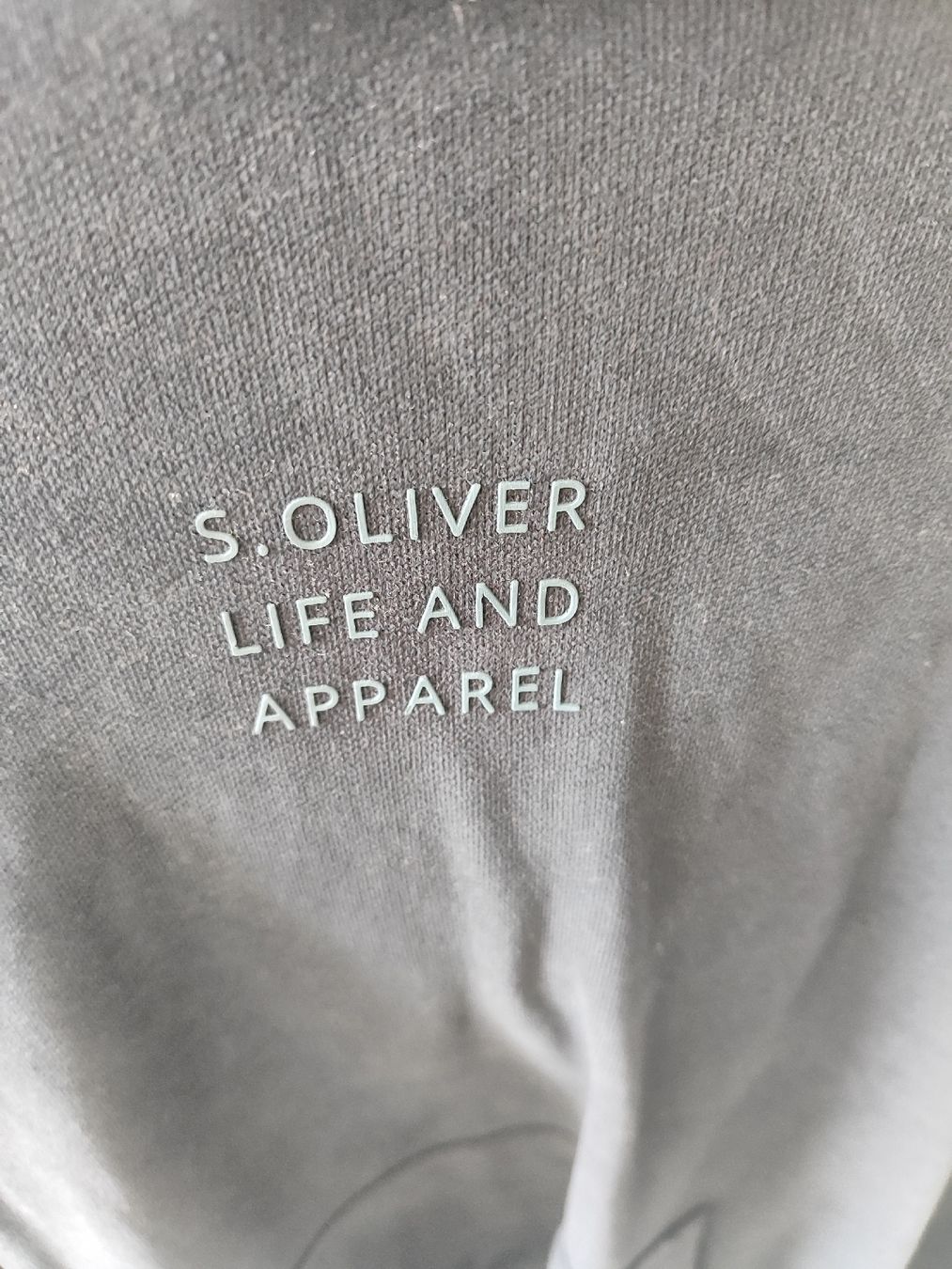 S.Oliver Pulls & Sweat-shirts: Pull S.Oliver gris coton bio taille M  – D'occasion à Vétroz par mrcl01 1