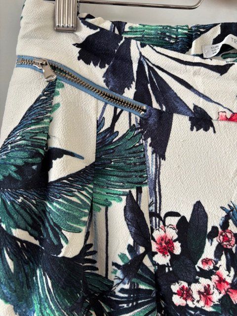 Pantaloni: Tolle lockere Hose – Usato da Zürich venduto da CoCos_Closet 3