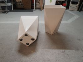 Kunststoff Vasen in Weiss