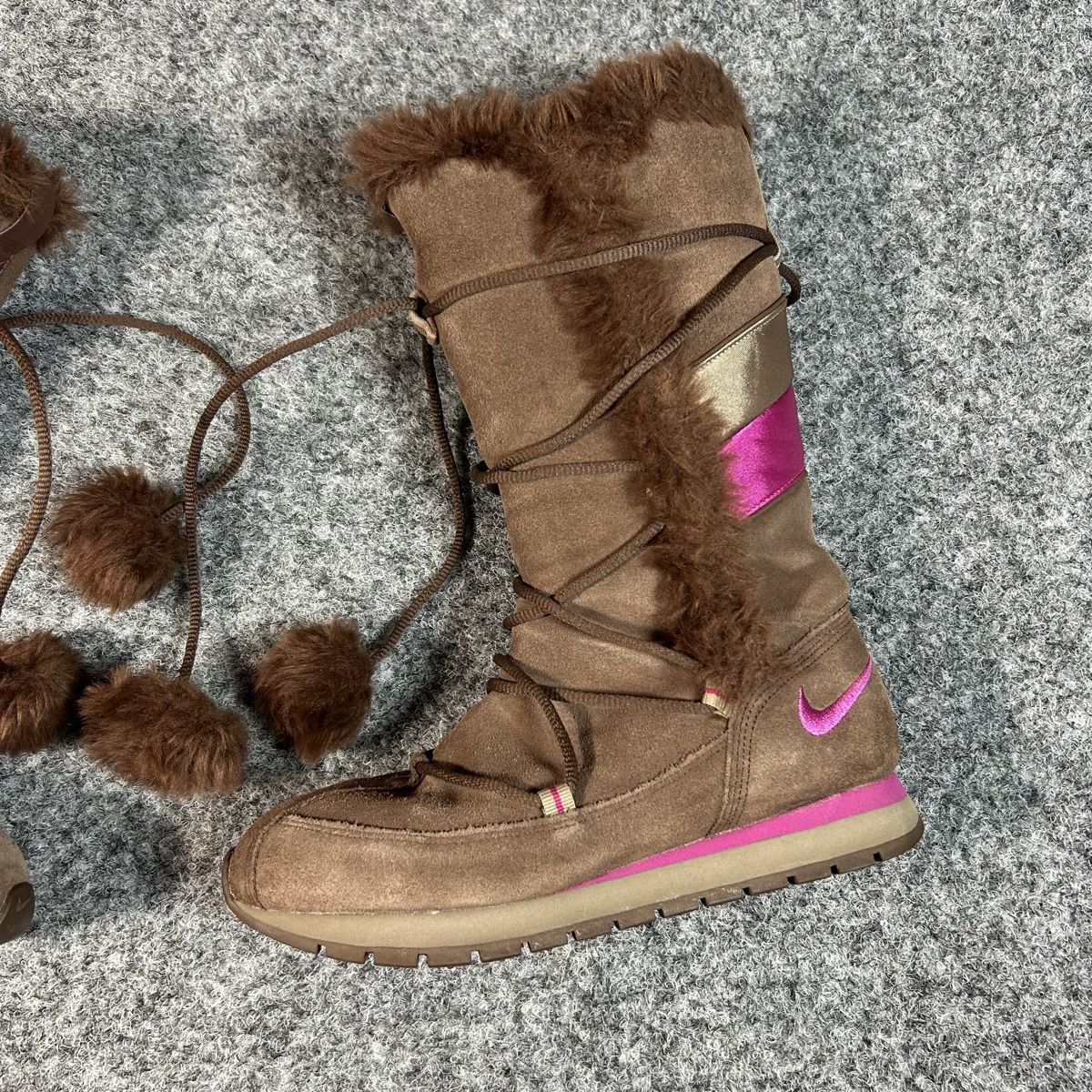 Nike Scarpe da donna: Nike boots 38 women – Usato da La Sagne NE venduto da Matlasape 2