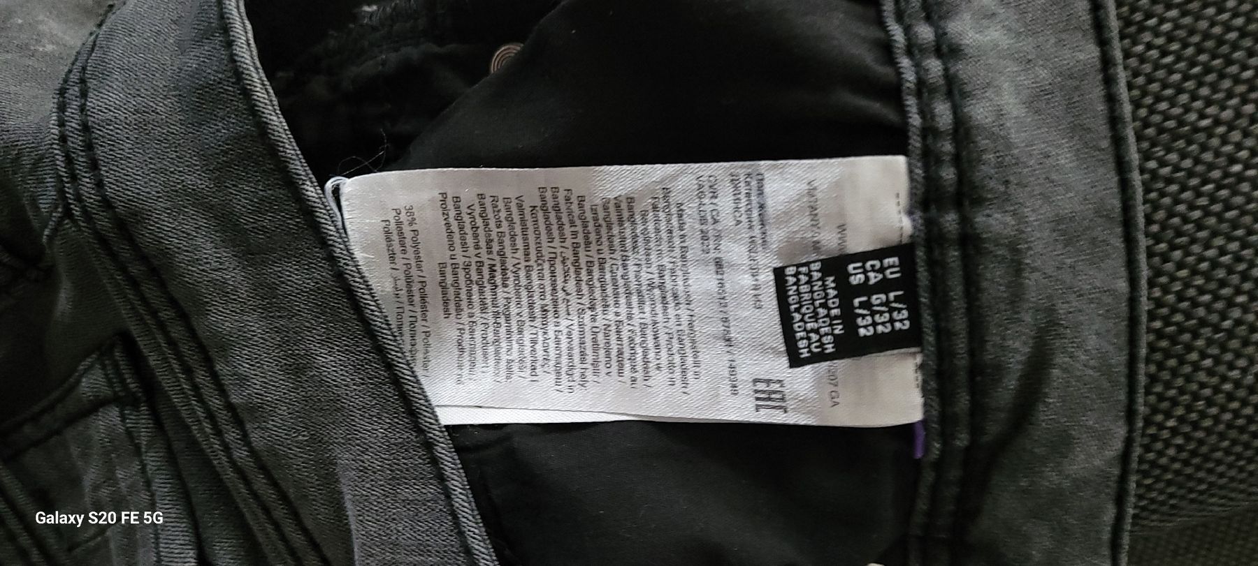 Vero Moda Jeans: Vero Moda Jeans Gr.L/32 – Usato da Oberaach venduto da Svea11 4