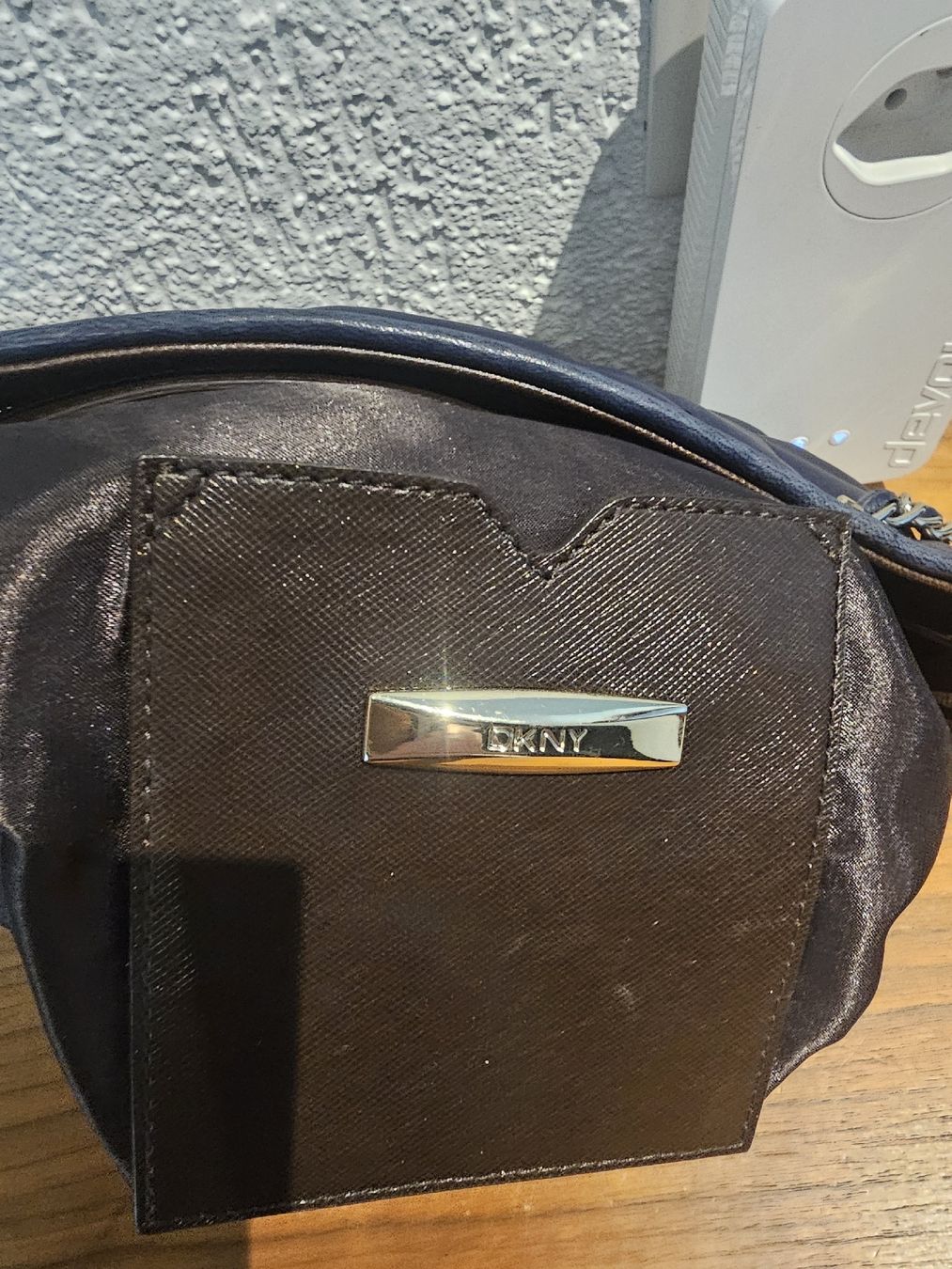 DKNY Taschen für Damen: 👜 DKNY Damenhandtasche – gesteppte Leder – Dunkelblau – Gebraucht aus Zunzgen von Fleksi 3