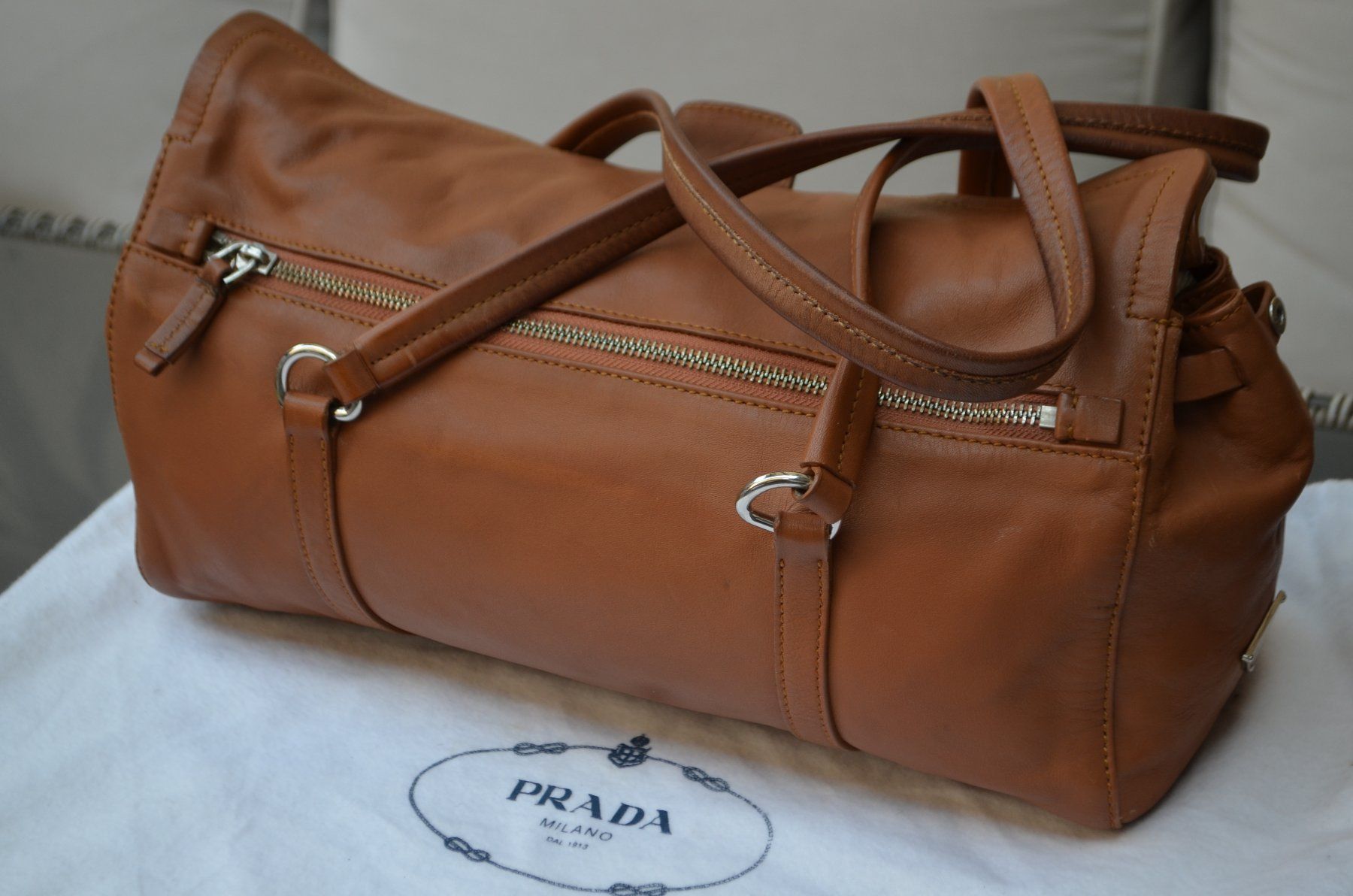 Prada Taschen für Damen: Prada Tasche / sac – Gebraucht aus Collonges von Auganien 4