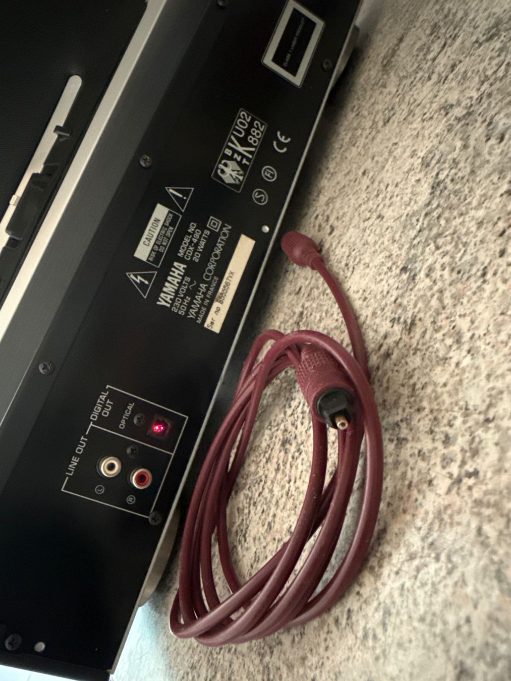 Yamaha Multimediaplayer & Streamer: PLAYER YAMAHA CDX-490  et Bluetooth USB SD FM BOX – Gebraucht aus St imier von sav_bjf9 9