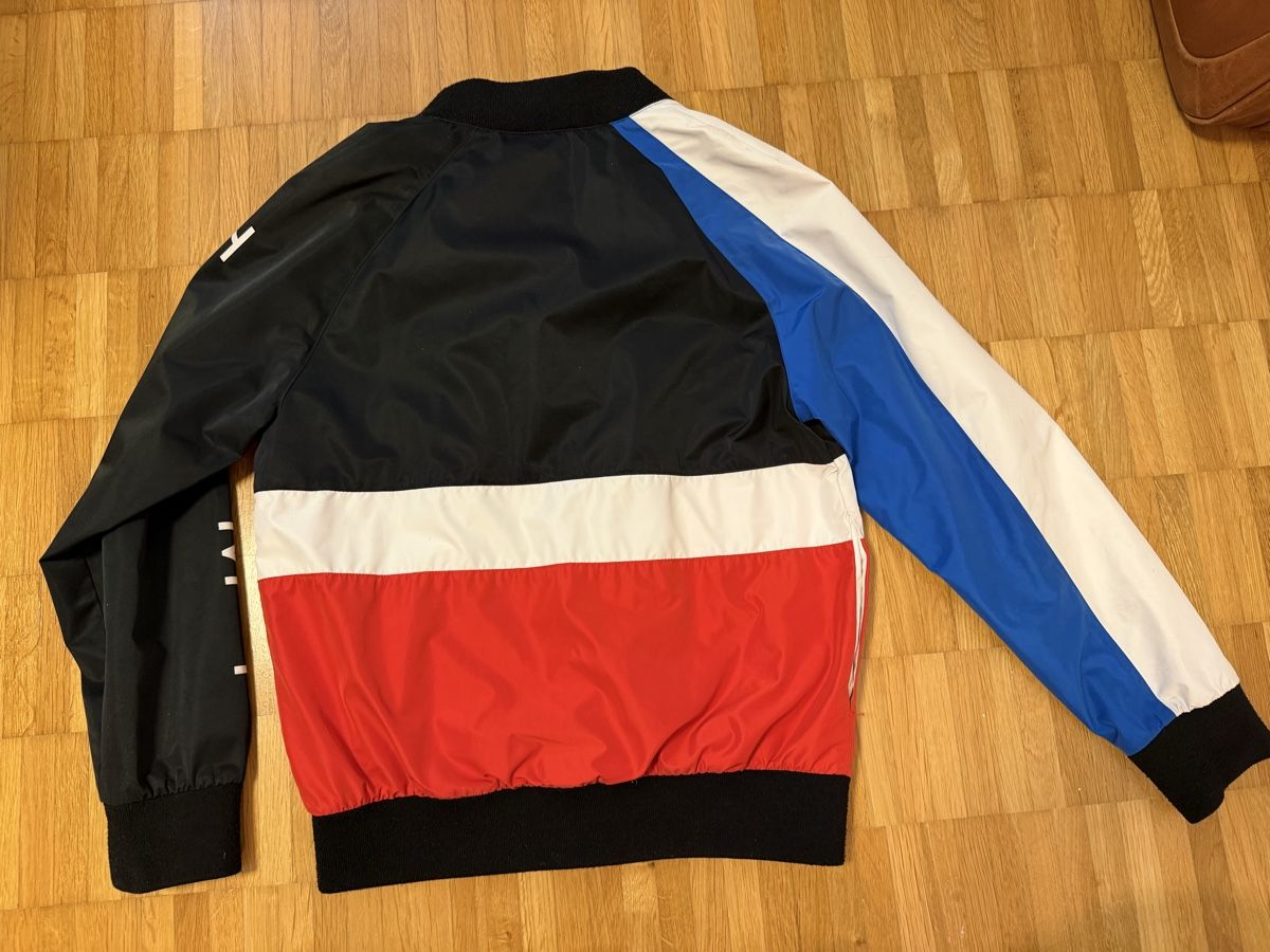 Tommy Hilfiger Giacche & Cappotti: Übergangsjacke Tommy Hilfiger Gr. 152  – Usato da Jona venduto da Good_luck_ 9
