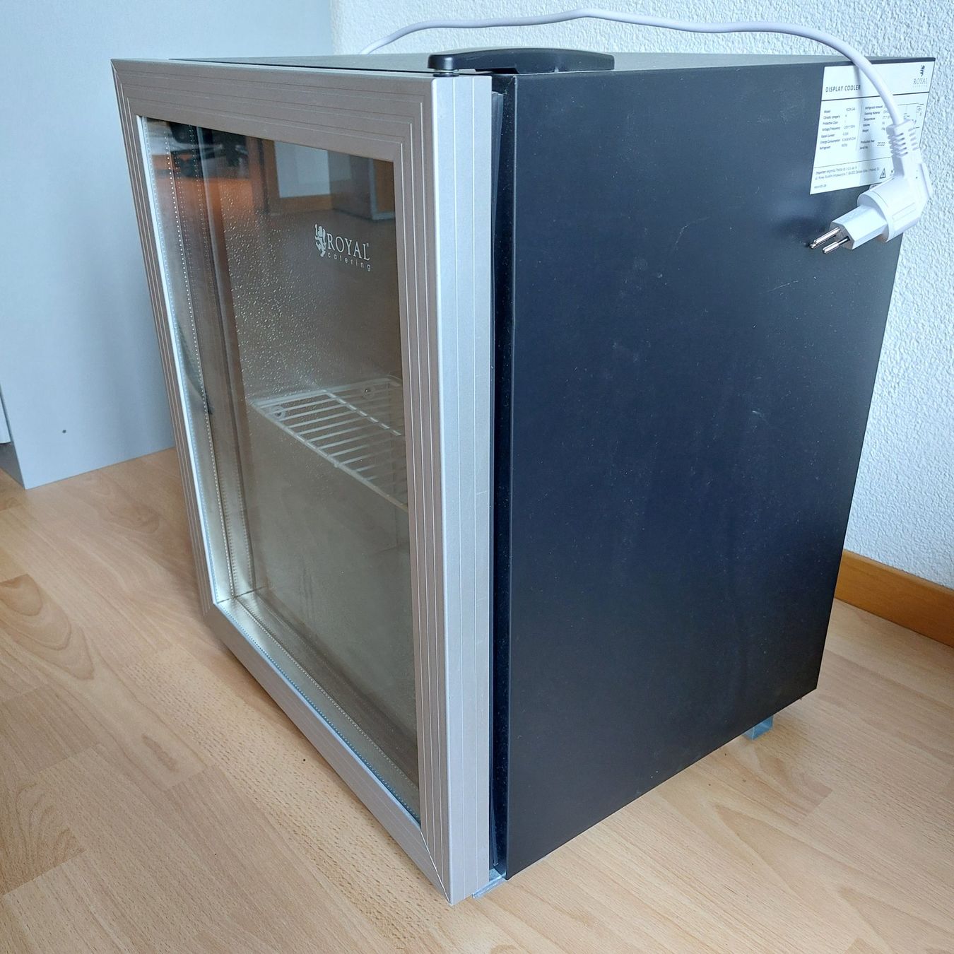 Réfrigérateurs: Kleiner Getränkekühlschrank – D'occasion à Brügg BE par Energgy 1