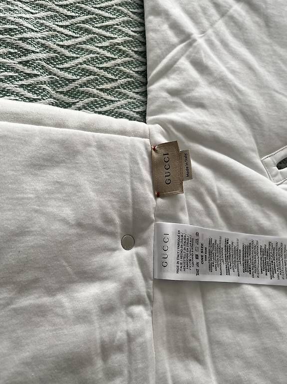 Gucci Coperte: Gucci "Nido d'Angelo" – Usato da Zürich venduto da Sara.90 2