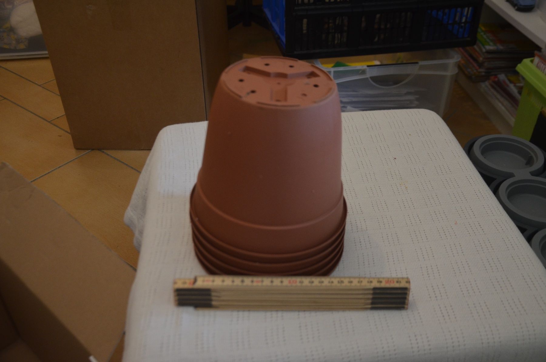 Vasi & Recipienti: 5 STUCK VASE PLASTIK – Usato da Chiasso venduto da Dolly015 2
