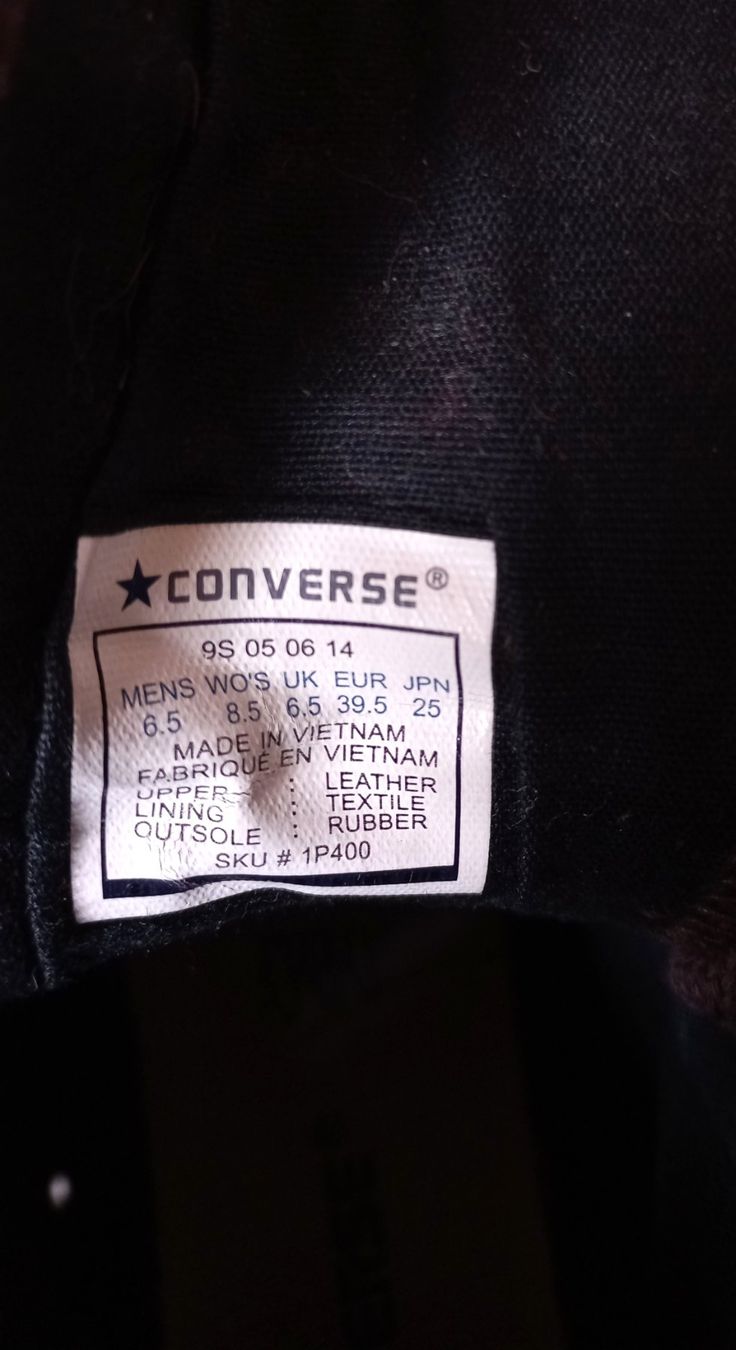 Converse Scarpe da donna: Converse High-Top-Sneaker Leder Gr. 39,5 – Usato da Bévilard venduto da belkin 7