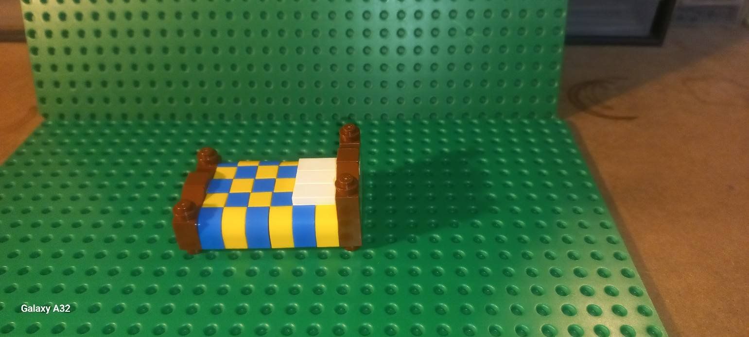 Lego Giocattoli: Lot de 2 lits Lego – Usato da La tour de treme venduto da Legocreation82 6