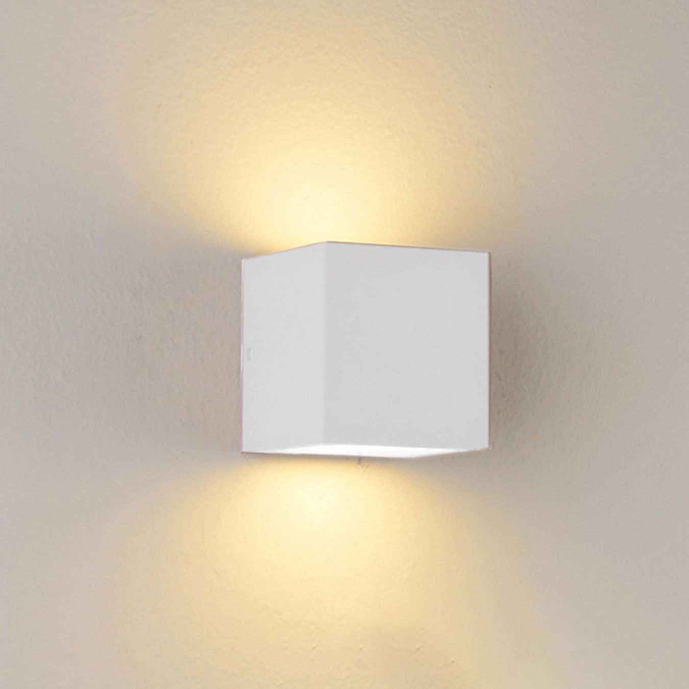 Lampade: Aussen Wandleuchte, IP44, 11 cm x 11 cm – Nuovo (secondo la descrizione) da Kreuzlingen venduto da Smart-Light