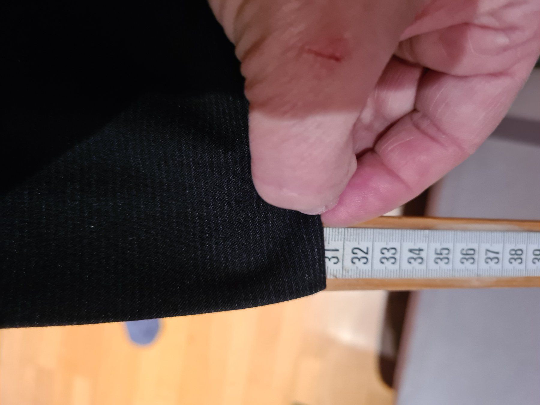 Pantaloni: Coole schwarze edle Hose gr.46 – Usato da Ferden venduto da jemyce 1