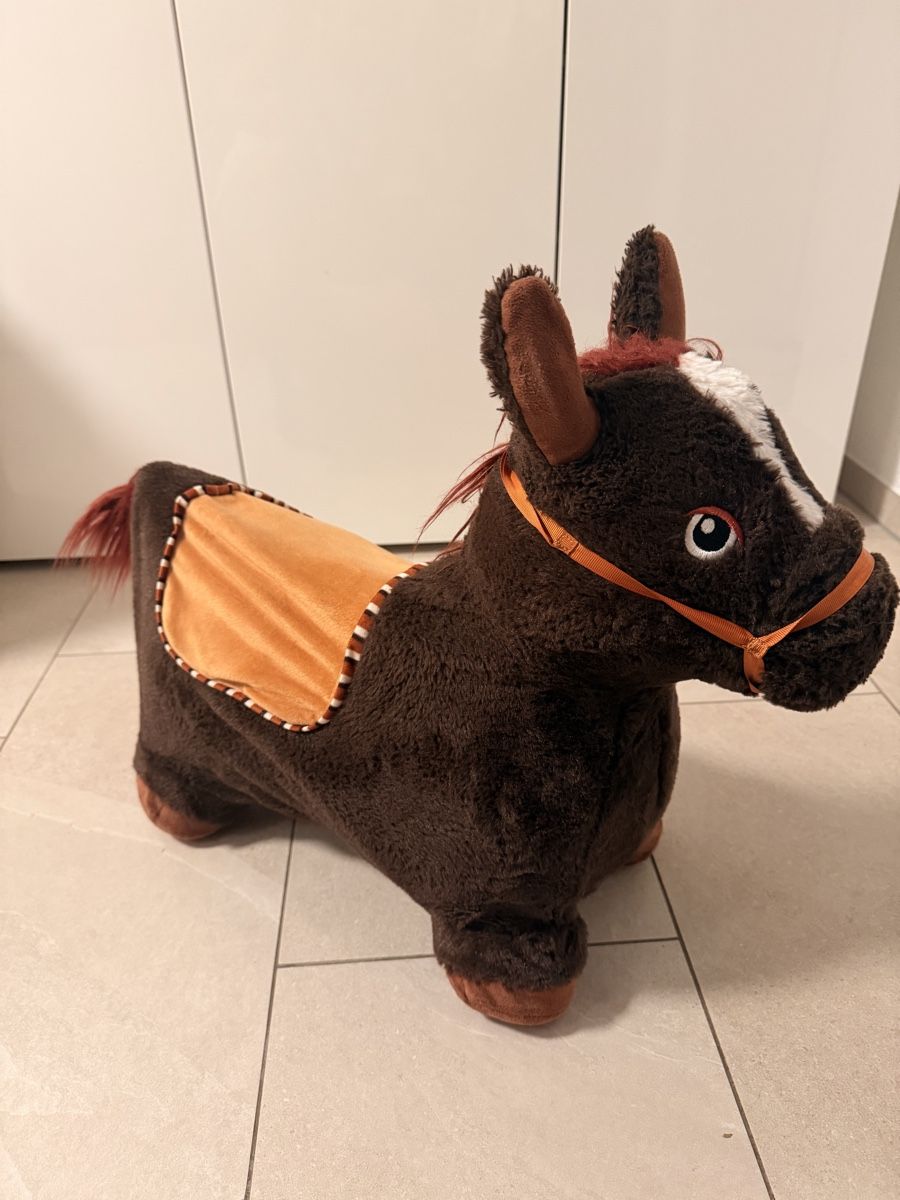 Jouets: Hüpfpferd, Sitzhöhe 30cm – D'occasion à Wilen b. Wil par carpediem25 2