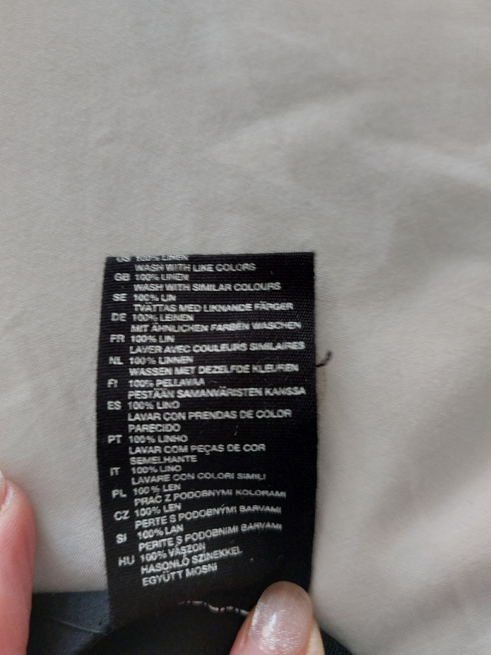 H&M Pantaloni: Bermuda Hose Leinen, Schwarz Gr. 36 – Usato da Thun venduto da Alexanna 3