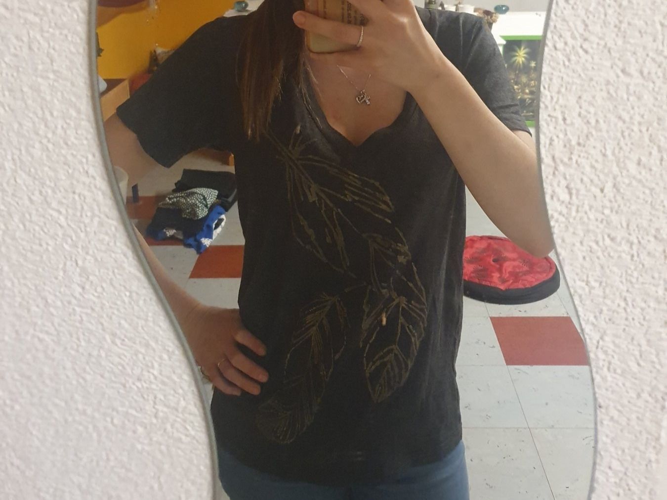 T-shirt: T-Shirt – Usato da Moosseedorf venduto da Sonnenschein..