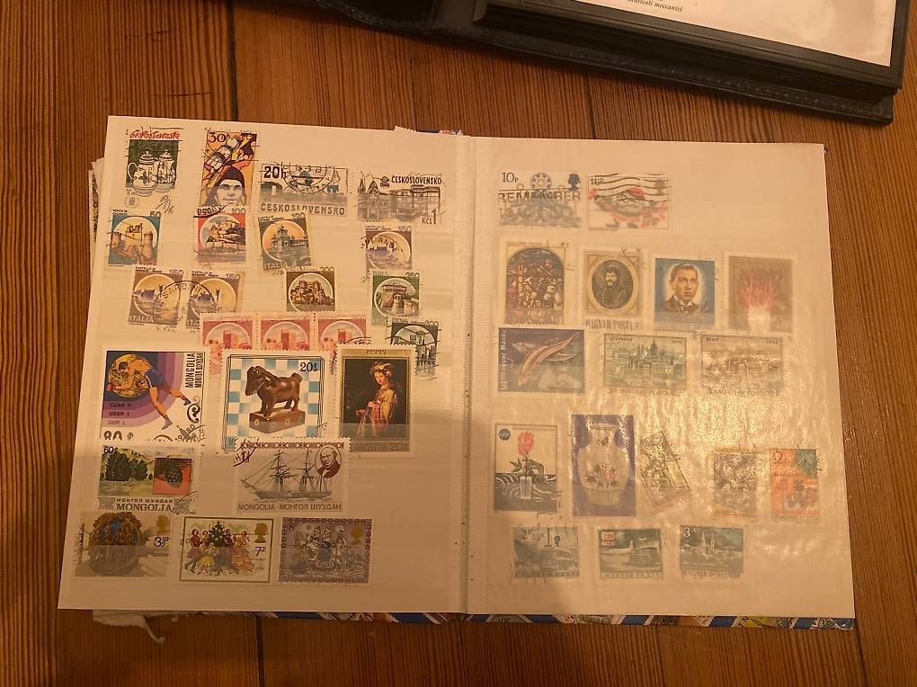 Tous les timbres: Briefmarkensammlung – D'occasion à St. Gallen par jan_5n7m 3