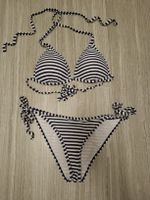 maillot de bain bikini rayé bleu-blanc taille S