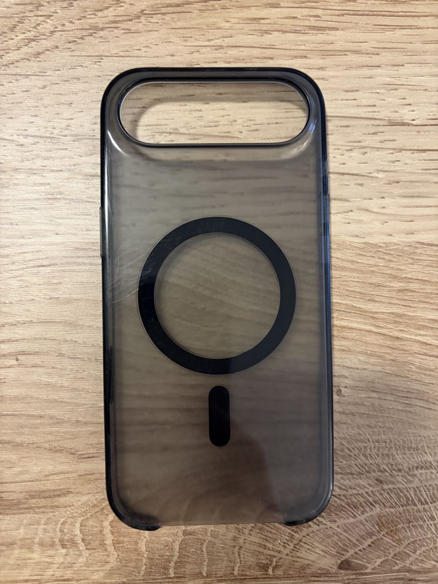 Apple Coques & Protection écran: iPhone Air Case Apple Transparent mit MagSafe + Schutzfolie – D'occasion à Niederrohrdorf par k.schaffner