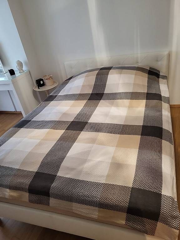 Letti: Jelmoli Bett 140x200m – Usato da Alpnach Dorf venduto da shi_qd85 2