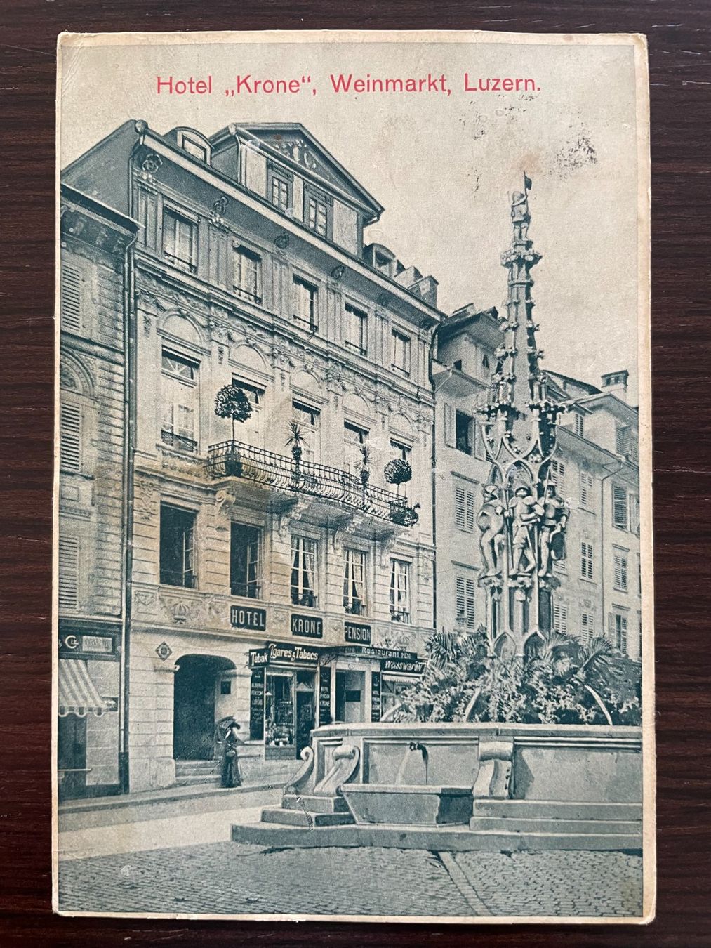 Cartoline postali: LUZERN Hotel Krone, Weinmarkt, Brunnen, 2 Ansichtskarten – Usato da Wald ZH venduto da TLILEF 1