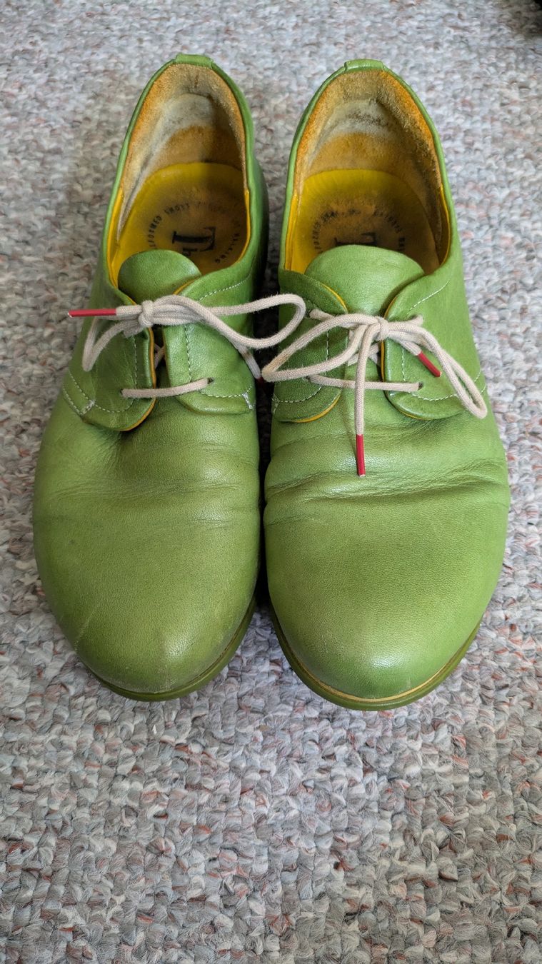Think Damenschuhe: Think Lederschuhe – Gebraucht aus Nänikon von godi