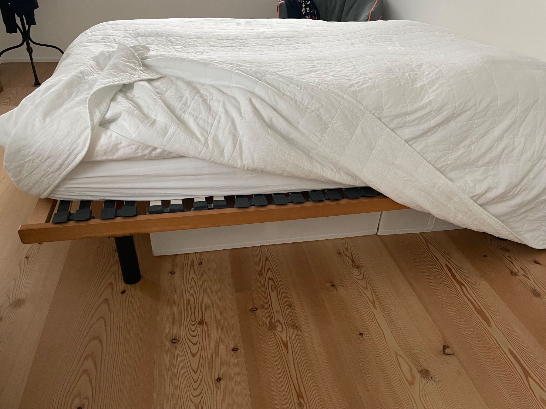 Letti: Schlichtes Doppelbett incl. Matratze – Usato da Zizers venduto da Ladina