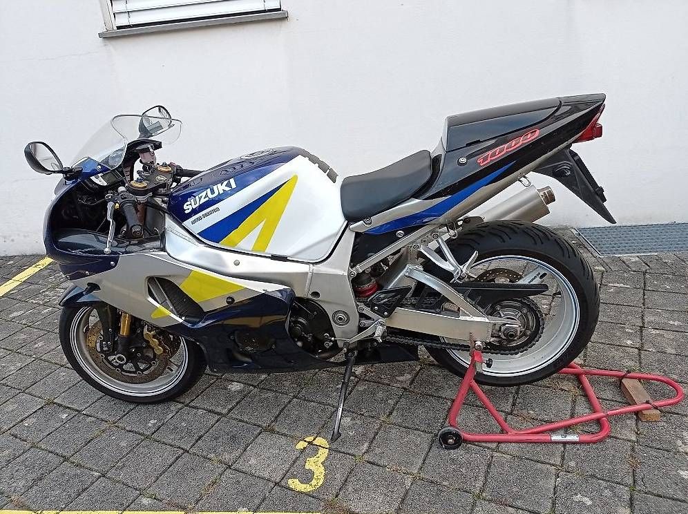Suzuki Route: Sport, Strassen Motorrad – D'occasion à Bonaduz par leupi01 3