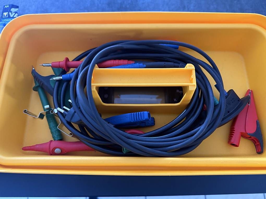 Fluke Mesurer: FLUKE Multifunktionale Installationsprüfgeräte – D'occasion à Nottwil par syl_rsl5 1