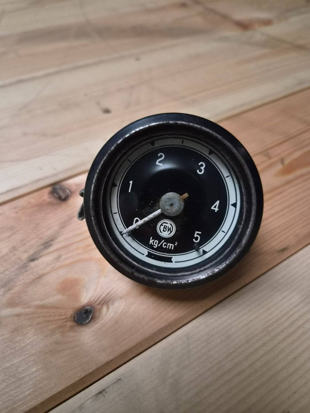 FBW Camions: Original VDO Manometer von FBW Oldtimer LKW – Défectueux à Dürnten par Bachtel84 1