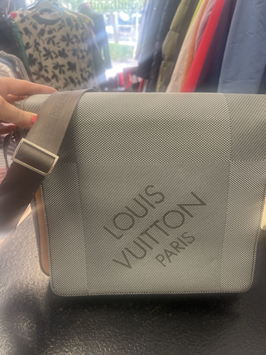 Louis Vuitton Borse: Louis Vuitton Tasche, Top Zustand – Usato da Olten venduto da AtelierSecondhand23 3