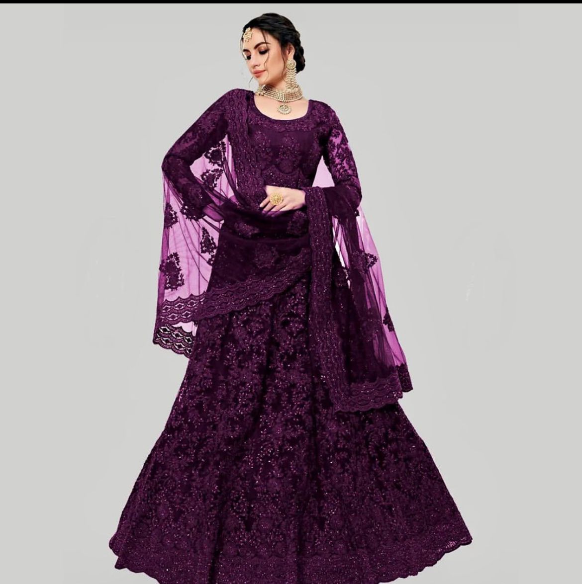 Vestiti: Purple Lehenga – Nuovo e nell'imballaggio originale da Burgdorf venduto da LittleNora