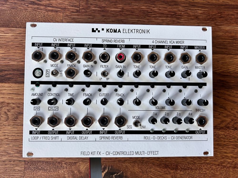 KOMA Elektronik FIELD KIT FX Eurorack inkl. Tank Kaufen auf Ricardo