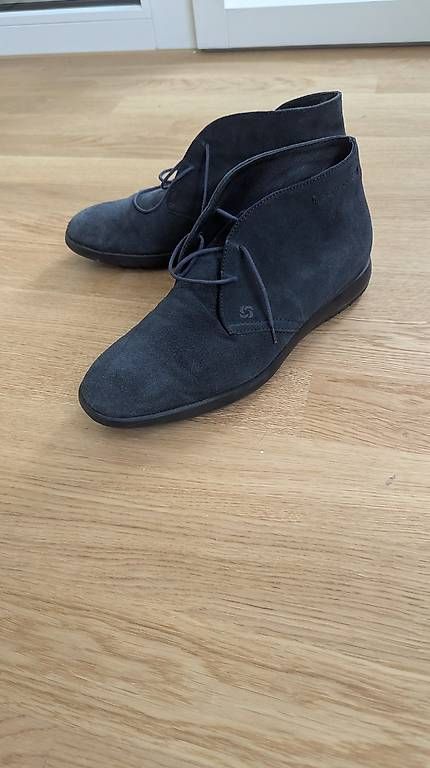 Scarpe da uomo: Chaussures Samsonite Daim bleu  Pointure 41  Très bon état – Usato da Les Acacias venduto da lor_sft9