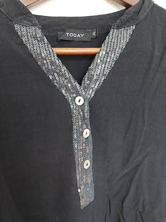 Blusen: Tolle schwarze lange Bluse xl – Gebraucht aus Leuggern von silbergirl 1