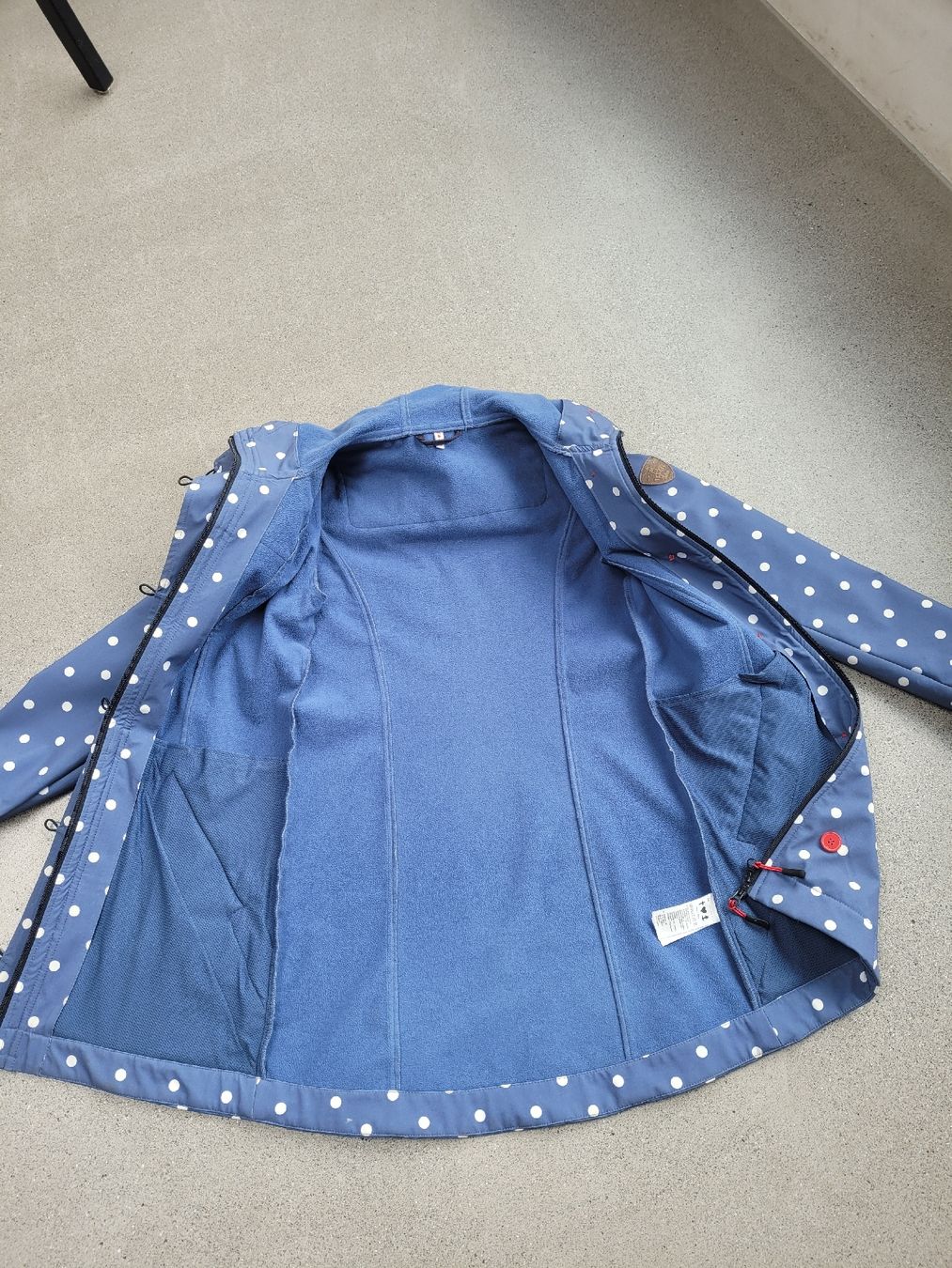 Blutsgeschwister Giacche: Blutsgeschwister Softshelljacke Gr. S – Usato da Rodersdorf venduto da trueegg 3