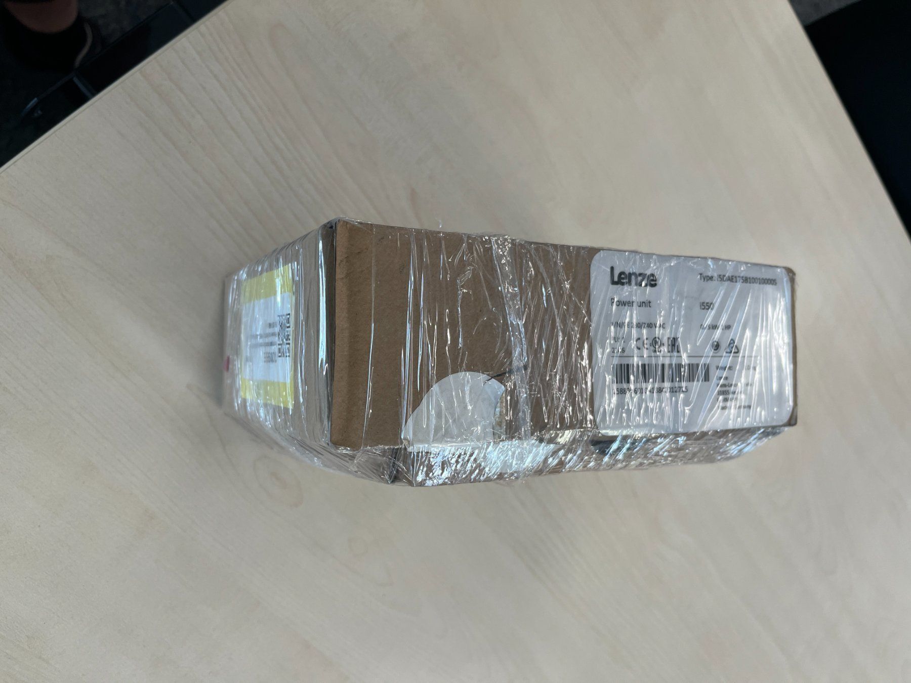 Lenze Elektronikbauteile: Lenze FU i550/ 0.75Kw – Neu und originalverpackt aus Wauwil von ISELI_ENERGIE_AG 4