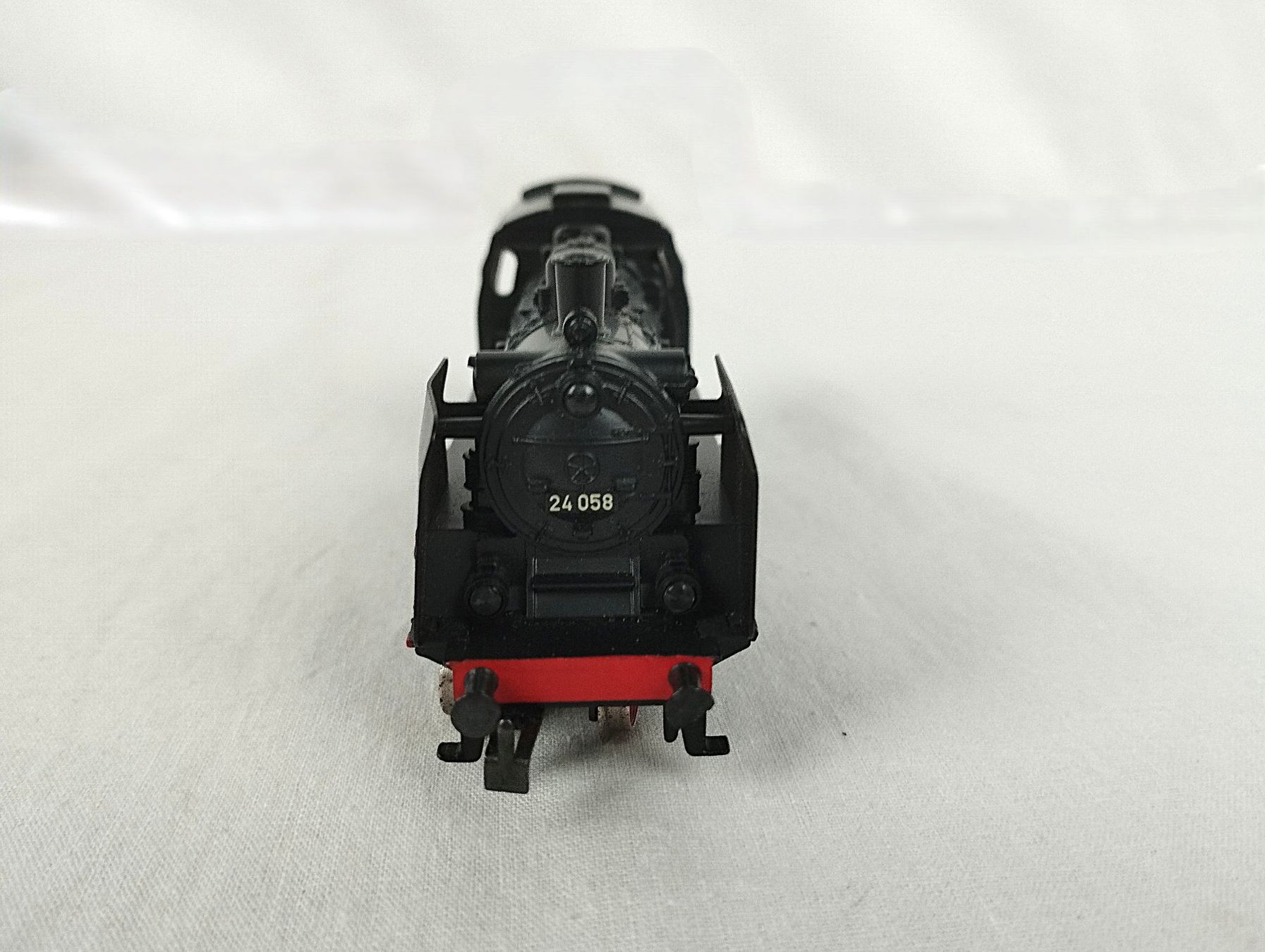 Märklin Modelleisenbahnen: MÄRKLIN H0 Dampflok BR 24 058 analog – Gebraucht aus Schübelbach von Restwert_Schubelbach 1