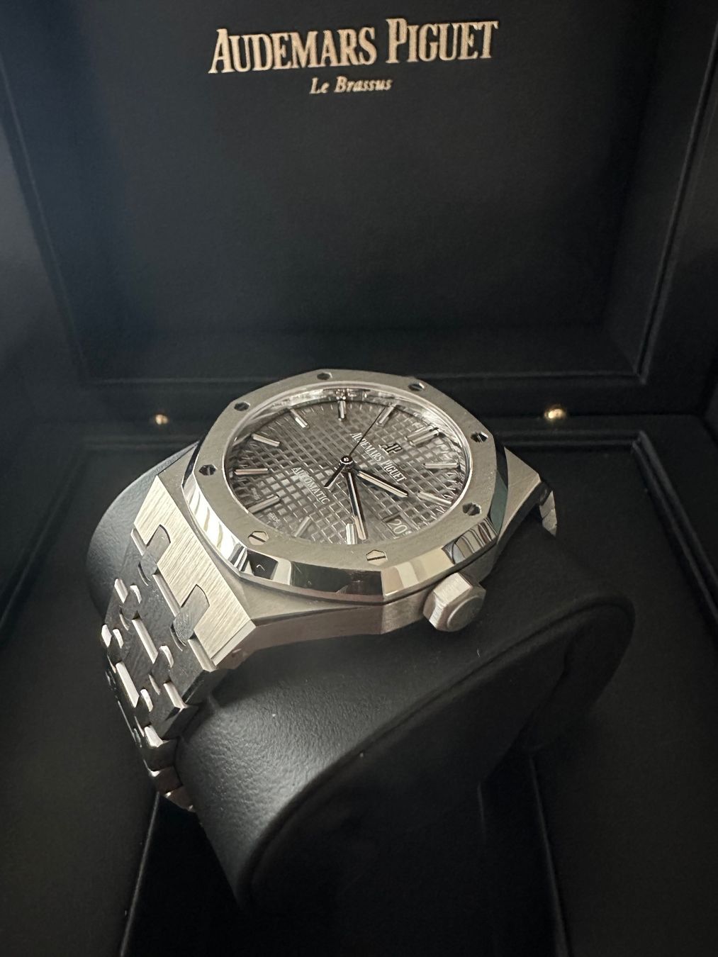 Audemars Piguet Orologi: Audemars Piguet Royal Oak - Ref. 15450st – Usato da Genève venduto da SovereignWatch 5
