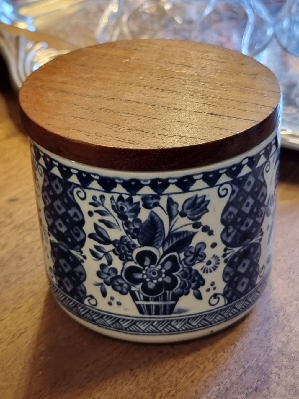 Zuccheriere: Royal Sphinx Maastricht Deckeldose Delft Blau – Usato da Scharnachtal venduto da devin03 4
