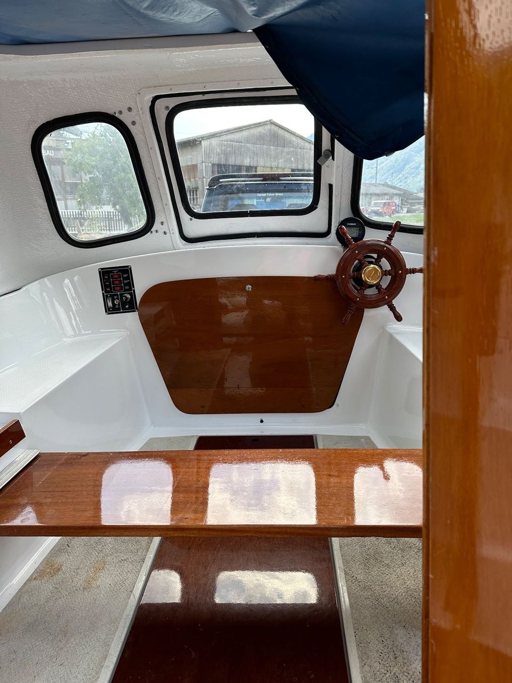 Staempfli Boote: Stämpfli A Super vent blanc Fischerboot – Gebraucht aus Hasliberg Reuti von inf_mg7k 7