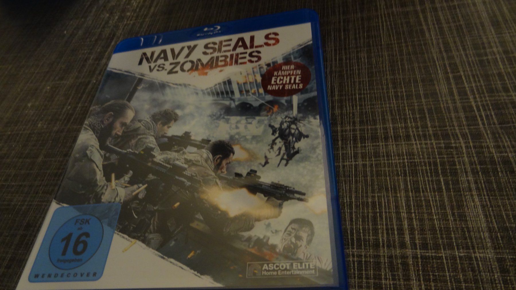 Alle DVDs: Navy Seals vs. Zombies BLU-RAY – Gebraucht aus Olten von Disc-Verkauf
