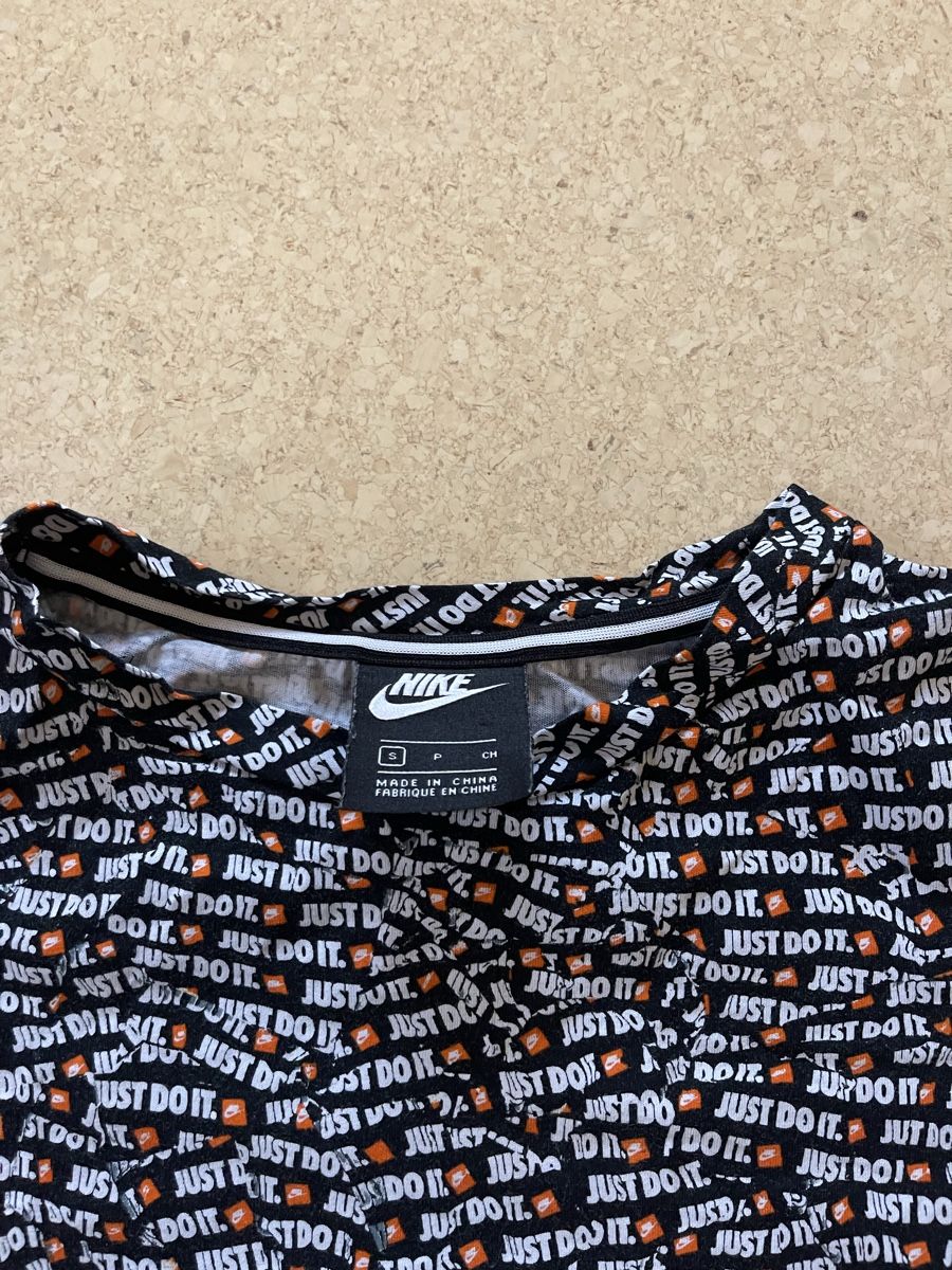 Nike Camicette, T-shirt & Top: Nike T-Shirt JUST DO IT. – Usato da Neuheim venduto da fab_7m2f 2