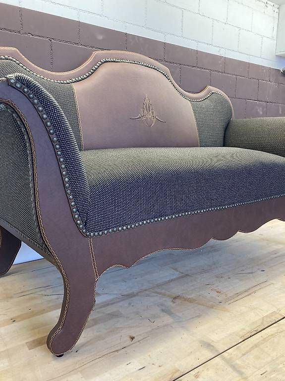 Sofas: Antikes Sofa – Neuf avec emballage d'origine à willerzell par sattler95 2