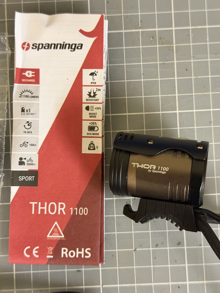 Pezzi di ricambio: Spanninga Thor 1100 Scheinwerfer Set – Usato da Rheinfelden venduto da DA__RIO 2