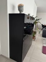 IKEA BESTÅ Sideboard, 2 Korpusse, 4 Türen + Glasplatte