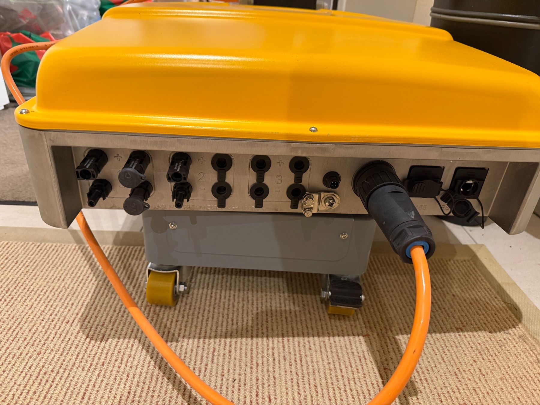Wechselrichter: Solarmax Wechselrichter 8MT2 – Gebraucht aus Ennetbühl von Doeggeli2 6