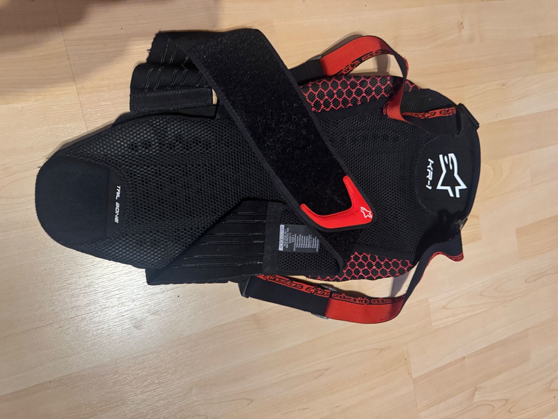 Alpinestars Protezioni & Imbottiture: Alpinestar KR-1 Rückenprotektor – Usato da Düdingen venduto da lukas-gerber 1